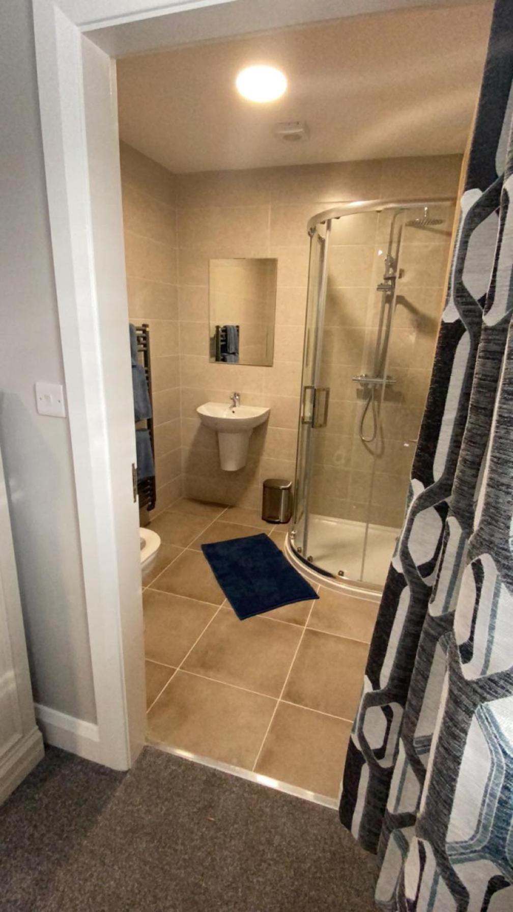 Johnny Murphy'S Guest Rooms Meigh Екстериор снимка